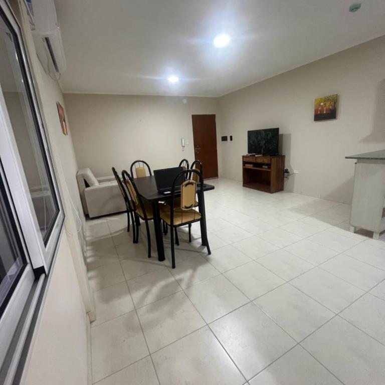 dpto super comodo con garage - Two-Bedroom Apartment - 2