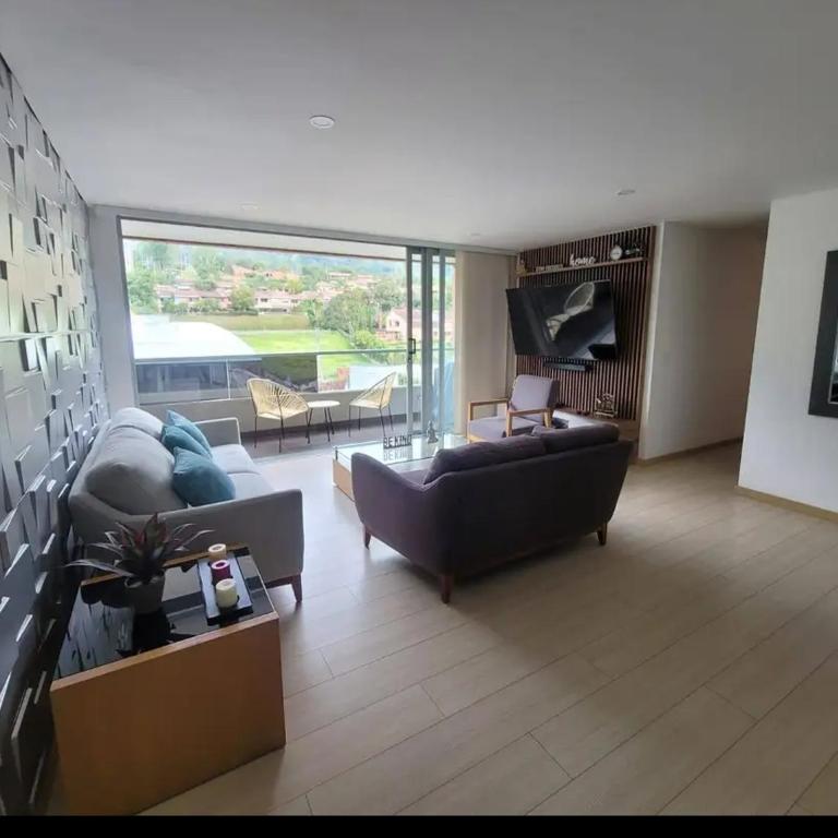 BELLO APTO en CHAPINERO ALTO DE 2 HABITACIONES 201 CON VISTA AL PAISAJE HERMOSO DE CHAPINERO ALTO Y ALREDEDORES - Apartamento de 1 dormitorio - 5