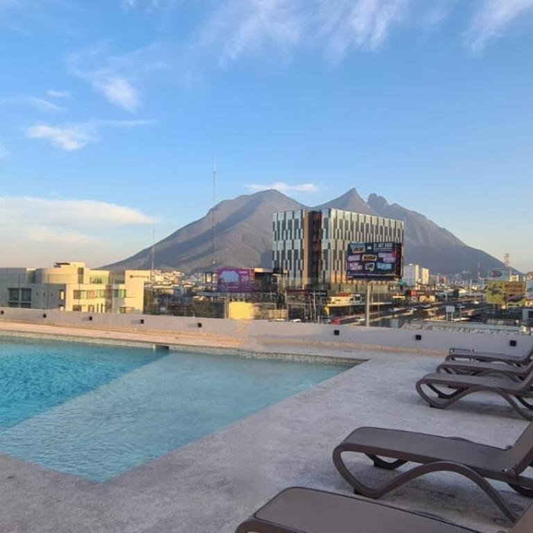 Depa Equipado para 6 - Cerca Fundidora, TEC & Estadio BBVA - Two-Bedroom Apartment with Mountain View - 5
