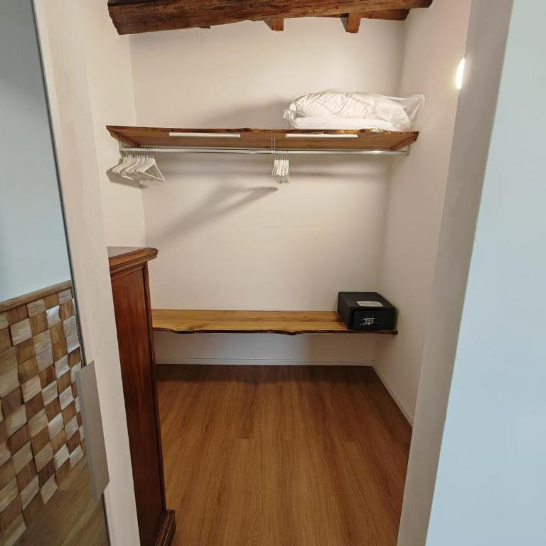 Alkimia Apartments - One-Bedroom Apartment - 5