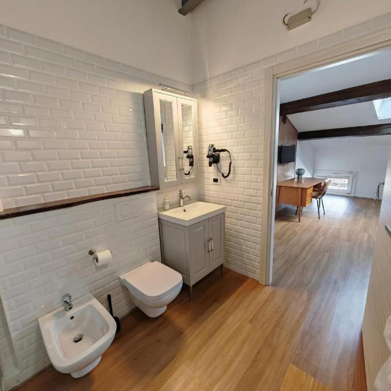 Alkimia Apartments - One-Bedroom Apartment - 4