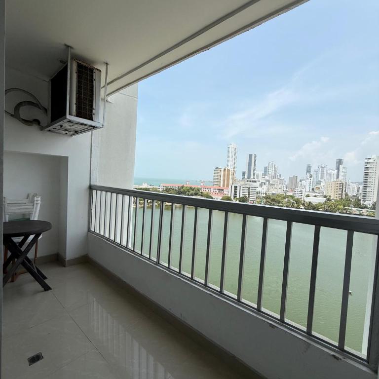 Espectacular apartaestudio en Laguito, Cartagena - Apartamento de 1 dormitorio - 8