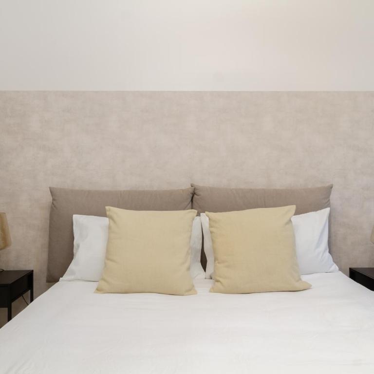 Stylish Stay in Bocconi with Patio - Porta Romana - Appartamento con 2 Camere da Letto e Balcone - 16