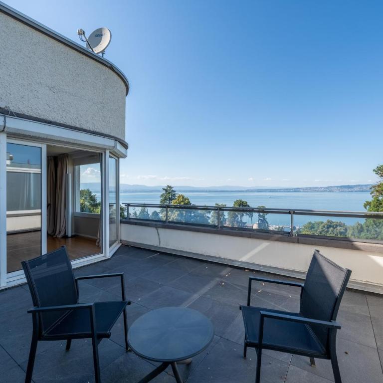 Villa heart of Evian swimming pool - Villa - 13