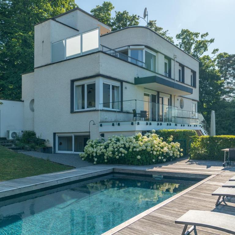 Villa heart of Evian swimming pool - Villa - 8
