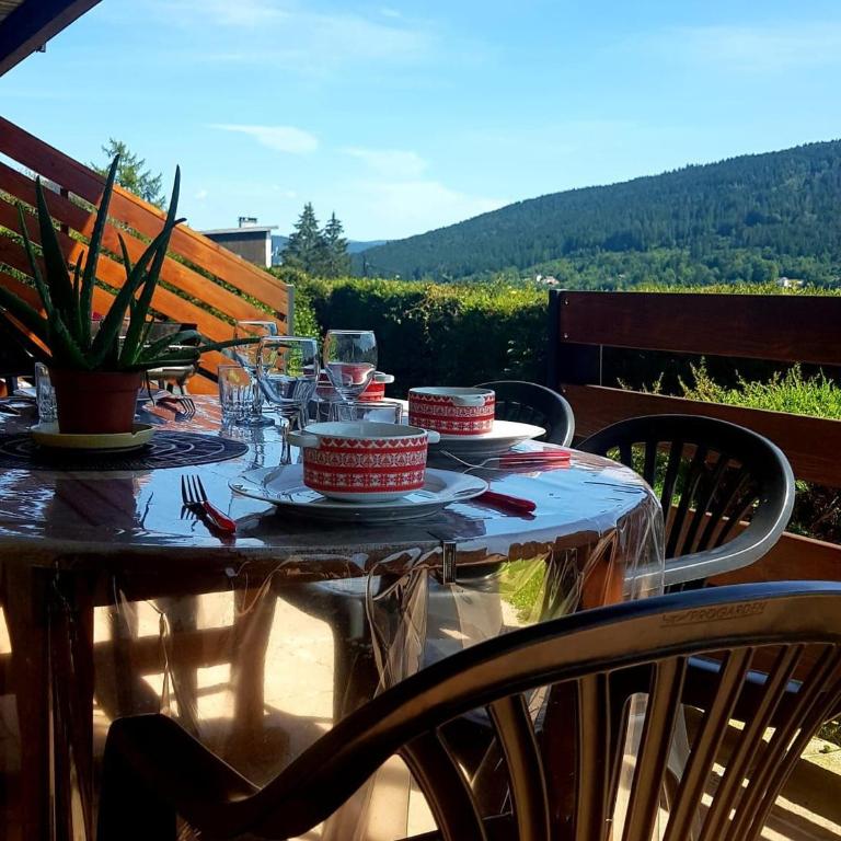 Appartement cosy avec parking et terrasse à Gérardmer - FR-1-589-653 - Appartement - 1