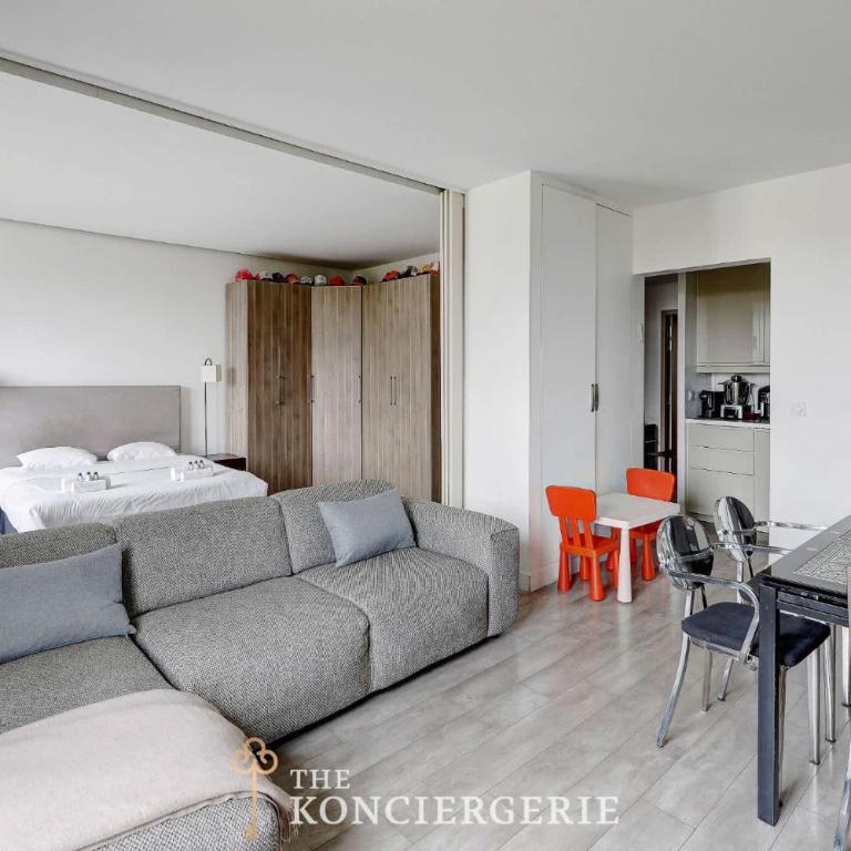 Appartement de 3 chambres avec Balcon à proximité de l'Arc de triomphe - Appartement - 4