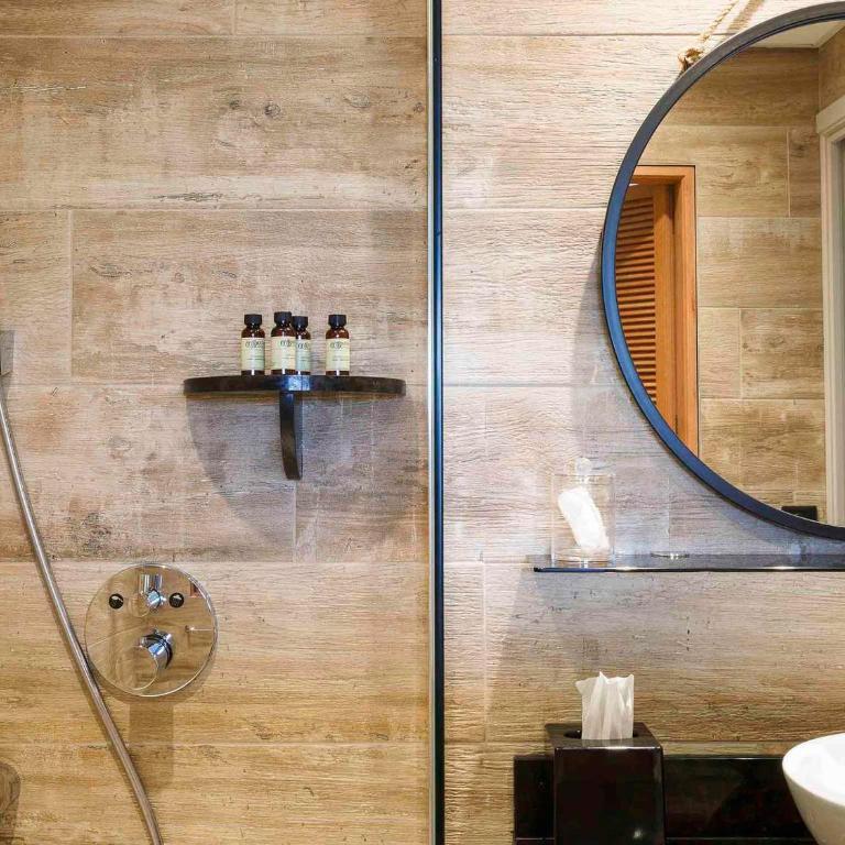 Côte Ouest Thalasso & Spa Les Sables d'Olonne - MGallery Collection - Classic Room with Queen Bed or Two Single Beds, Balcony and Forest View - 5