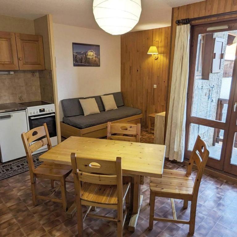 Appartement avec balcon, animaux admis, parking inclus - Apartment mit 1 Schlafzimmer - 1