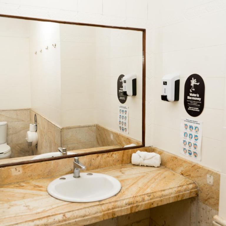Viajero Oaxaca Hostel - Single Bed in 10-Bed Dormitory Room with AC - 6