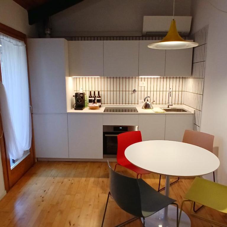 Italian design small attic - Appartamento con 1 Camera da Letto - 31