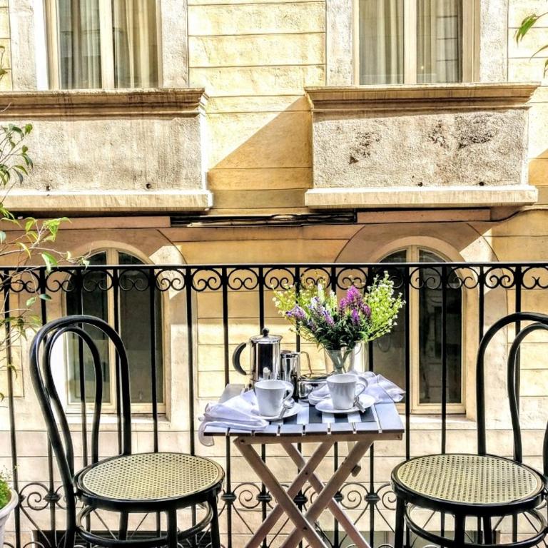 La Rambla spacious 3BR monthly rental - Parsifal - Three-Bedroom Apartment - 7