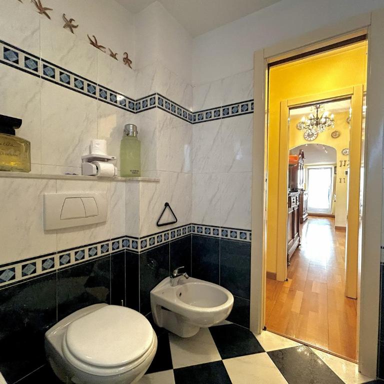 JOY Triolcale in centro con terrazza - Appartamento con 2 Camere da Letto - 25