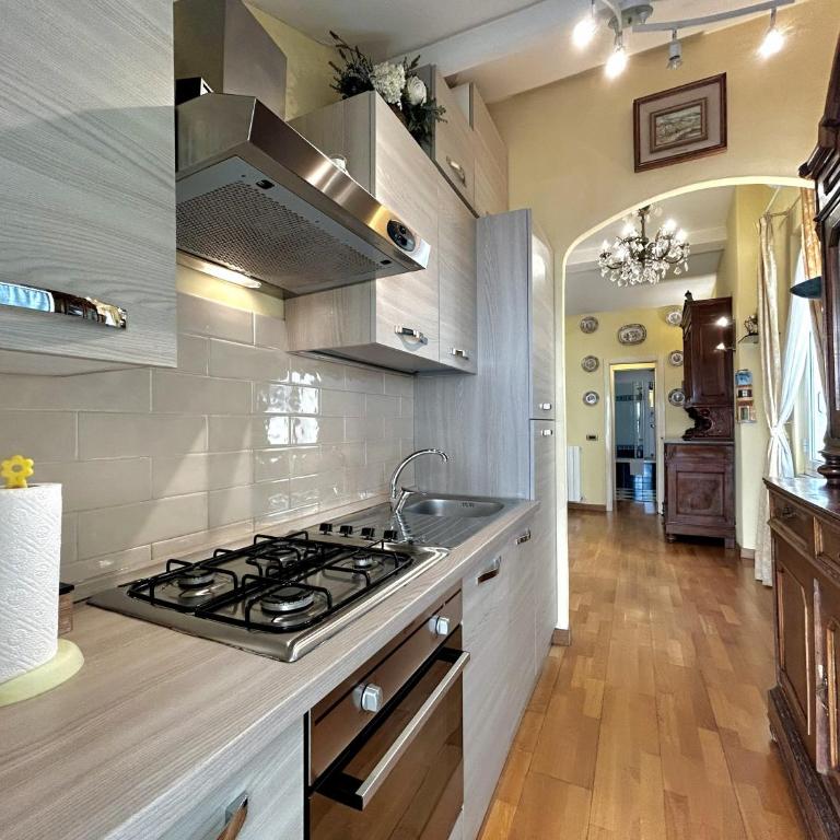 JOY Triolcale in centro con terrazza - Appartamento con 2 Camere da Letto - 2