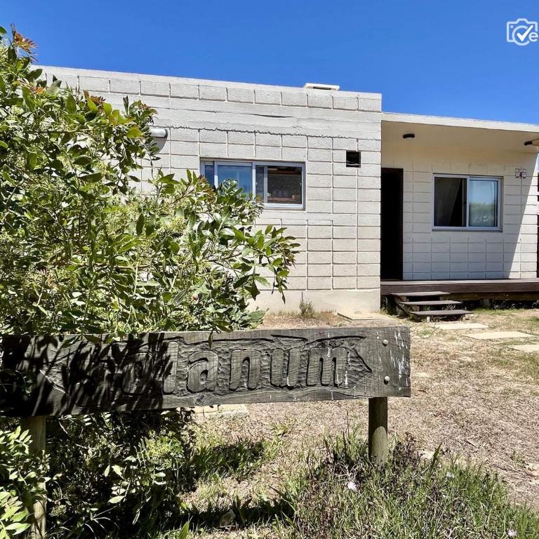 Casa Cómoda en La Paloma - Casa de 2 dormitorios - 1