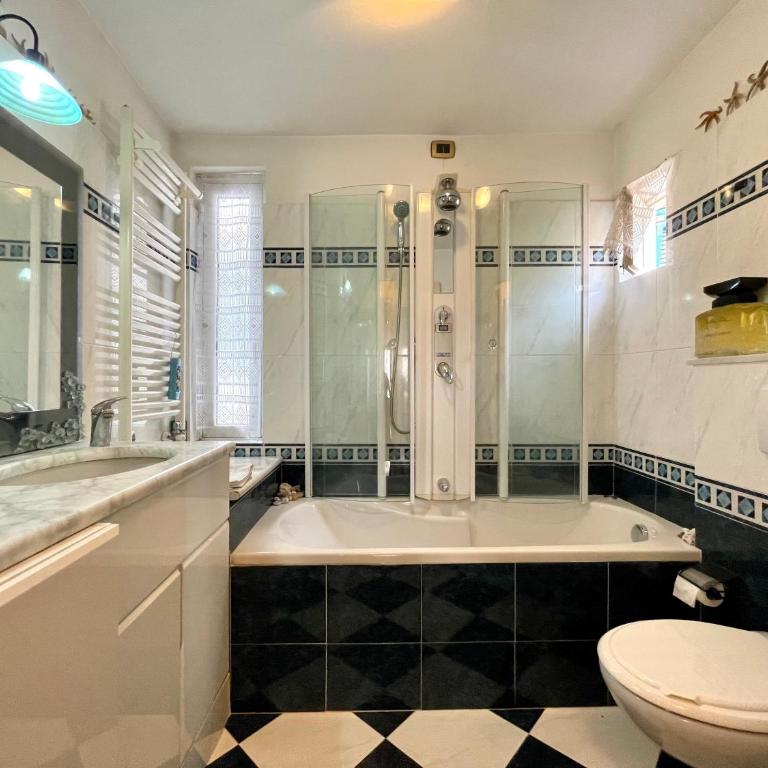 JOY Triolcale in centro con terrazza - Appartamento con 2 Camere da Letto - 23