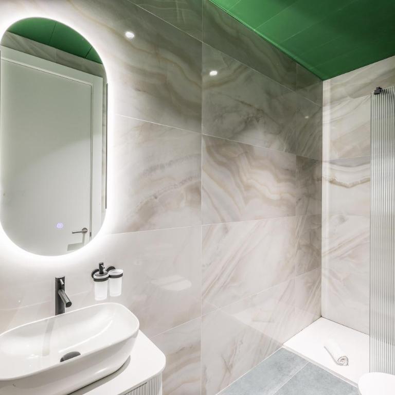 AmazINN Collection Madrid Plaza Mayor - Apartamento Deluxe - 5