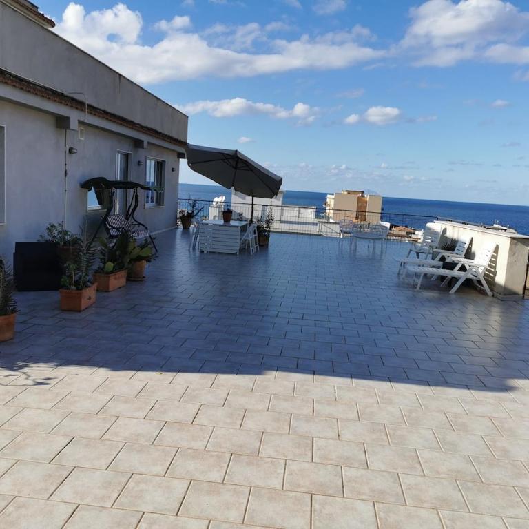 Casa Magica Penthouse - Entire apartment with terrace overlooking the sea - Appartamento con 2 Camere da Letto - 31
