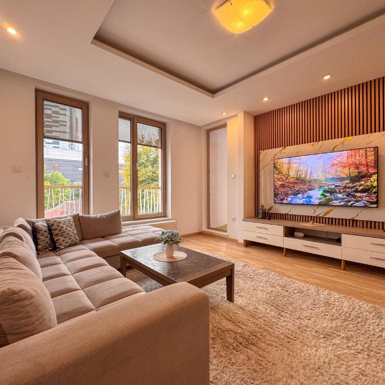 Luxury apartment 304 - next to Sarajevo City Center - One-Bedroom Apartment - 1
