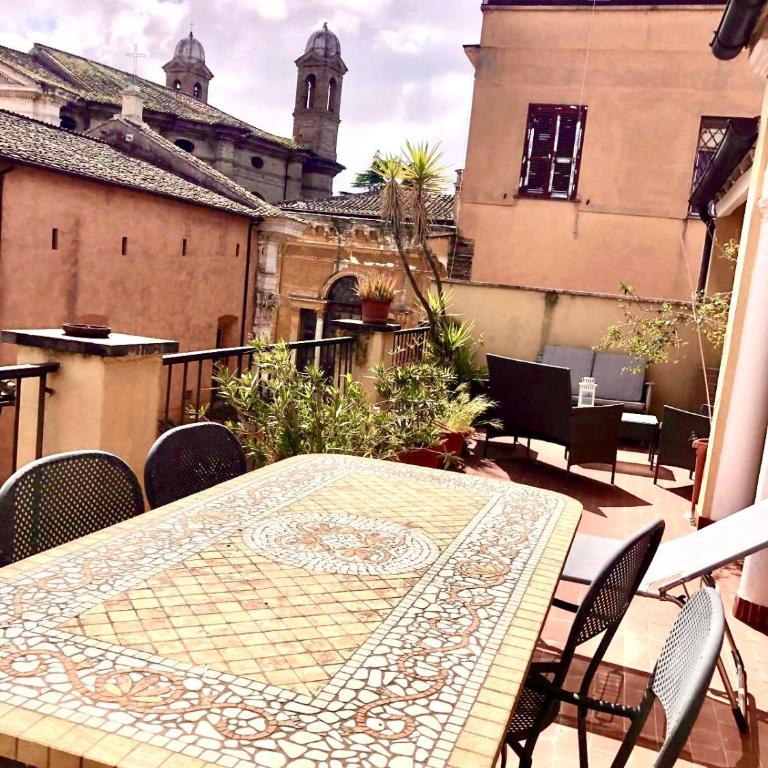 Private terrace penthouse with elevator Piazza Spagna - Appartamento con 3 Camere da Letto - 11