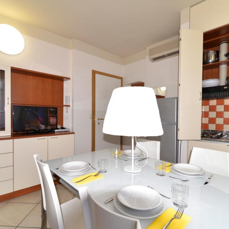 Riviera Residence - Monolocale con Balcone - 8