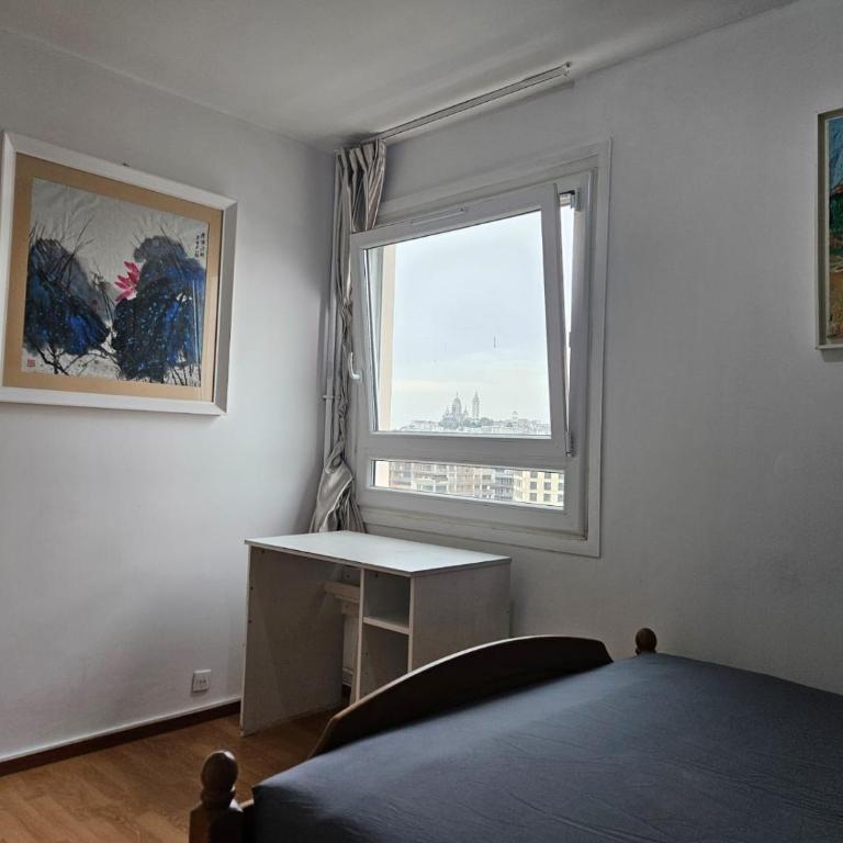 Chambres lumineuses avec vue sur Paris Montmartre - Double Room - 2