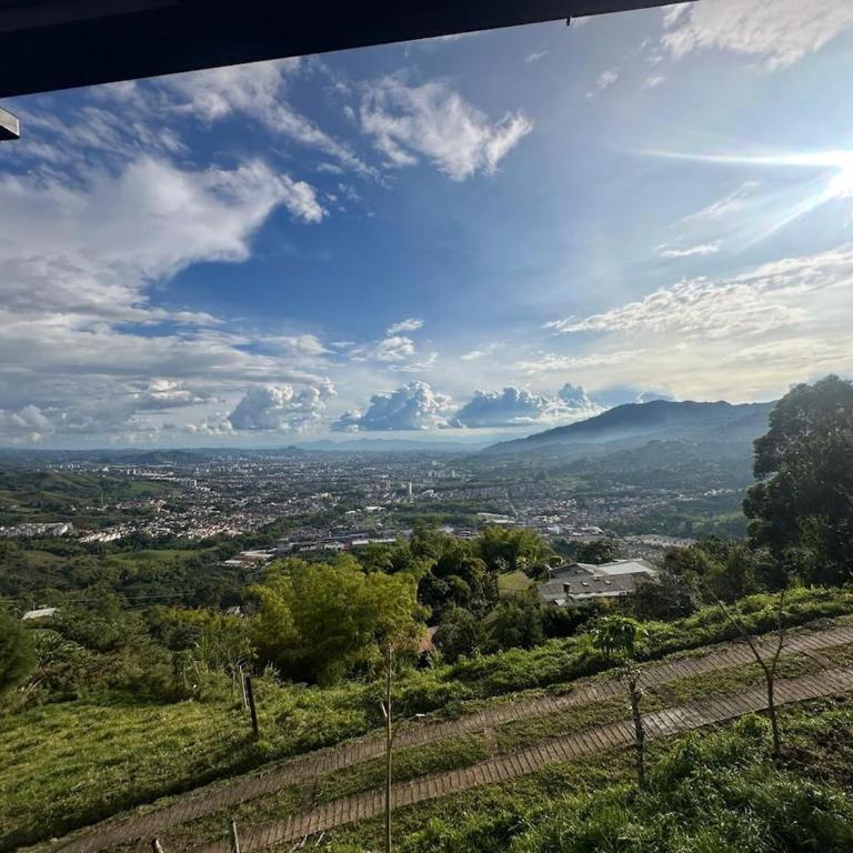 Apartamento Campestre - Espectacular vista a la ciudad - Apartment with City View - 32