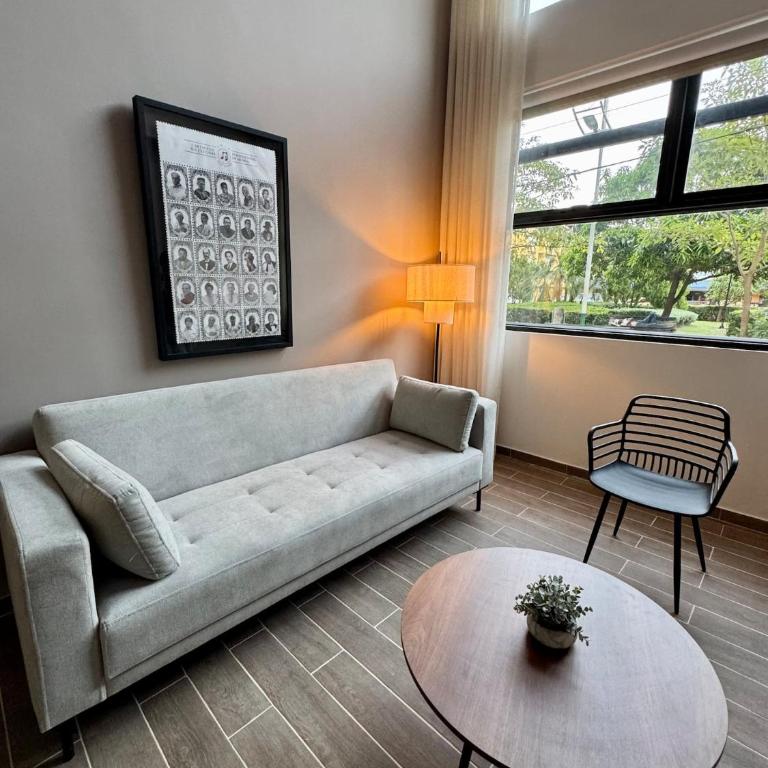 Spacious Loft - Rooftop Pool - Old City - Deluxe Apartment - 1