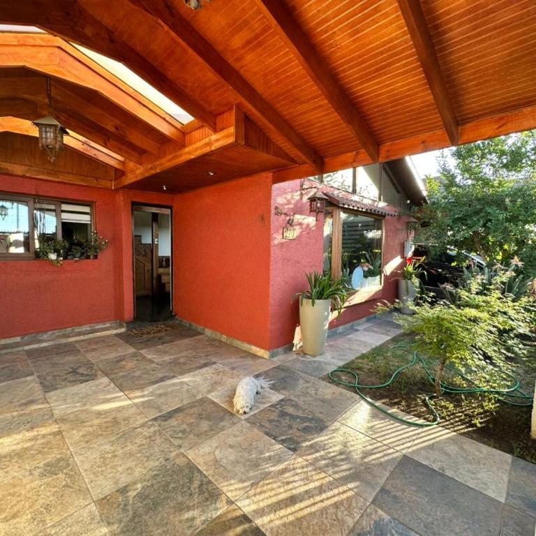 Terracota Travel Lodge Aeropuerto Stgo - Five-Bedroom House - 4