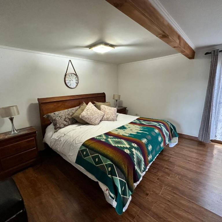 Terracota Travel Lodge Aeropuerto Stgo - Five-Bedroom House - 10