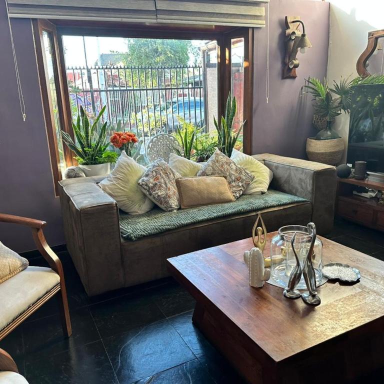 Terracota Travel Lodge Aeropuerto Stgo - Five-Bedroom House - 13