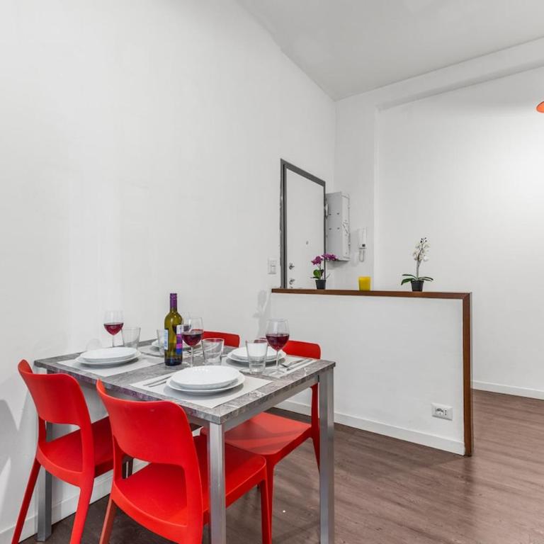 Canal Beat Duomo 20 min Navigli Wifi - Appartamento con 1 Camera da Letto - 25