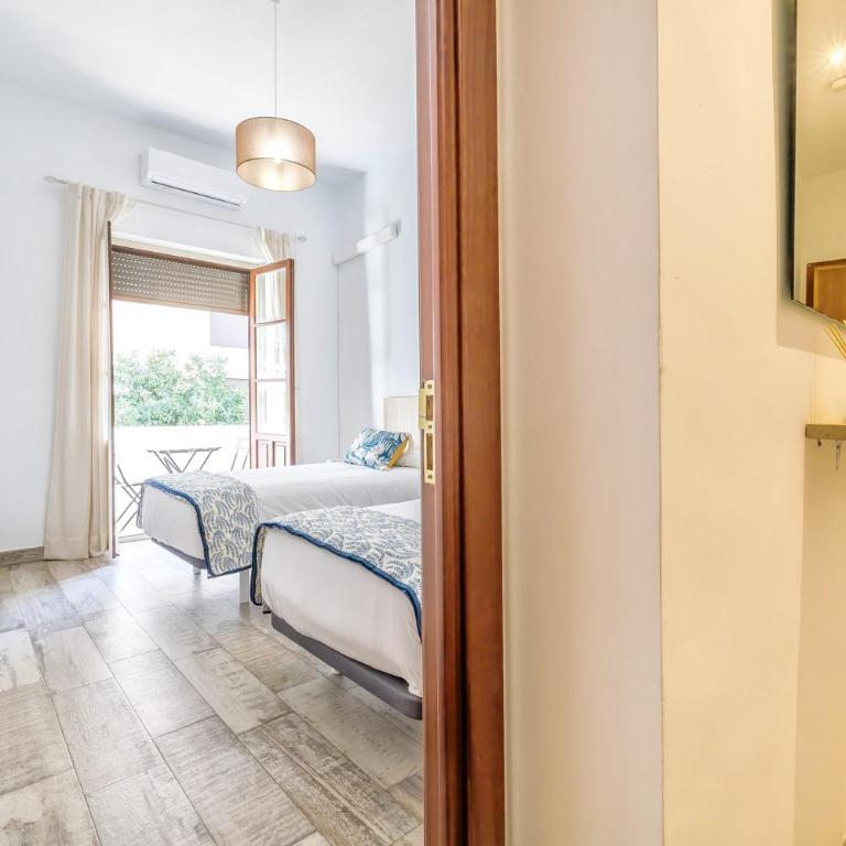 Cordoba Essence, Parking incluido junto al centro y casco histórico - Apartamento con 4 dormitorios - 23