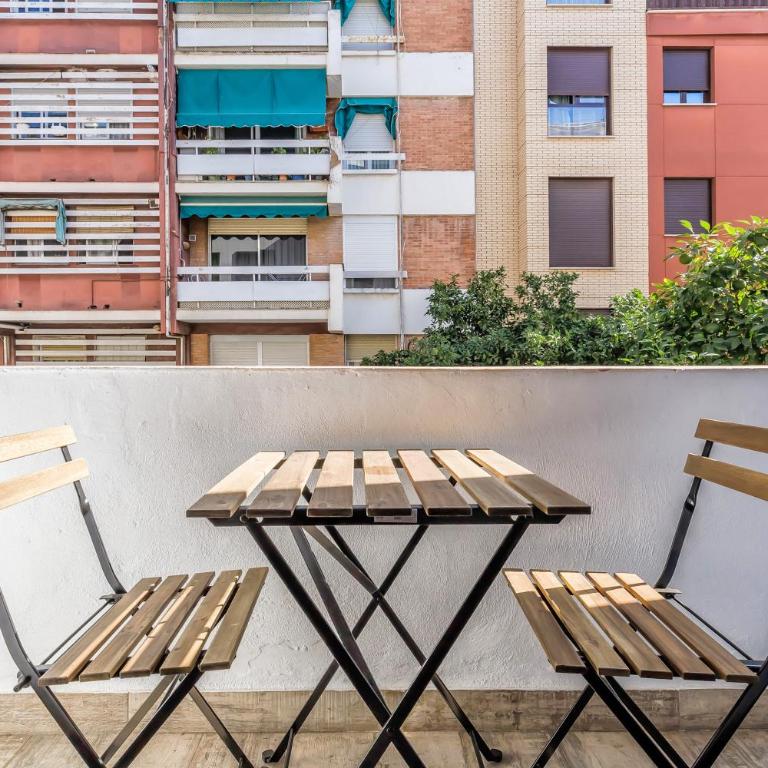 Cordoba Essence, Parking incluido junto al centro y casco histórico - Apartamento con 4 dormitorios - 27