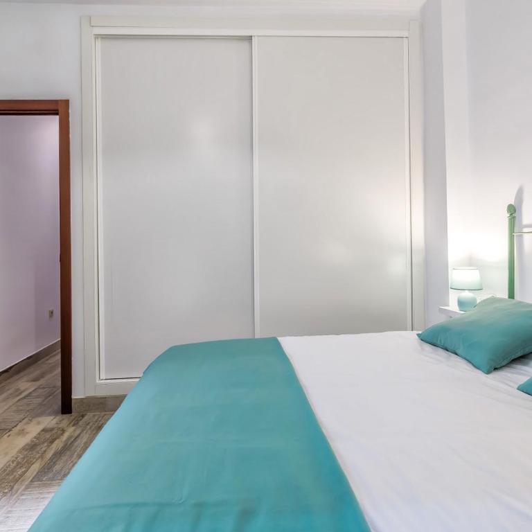 Cordoba Essence, Parking incluido junto al centro y casco histórico - Apartamento con 4 dormitorios - 36