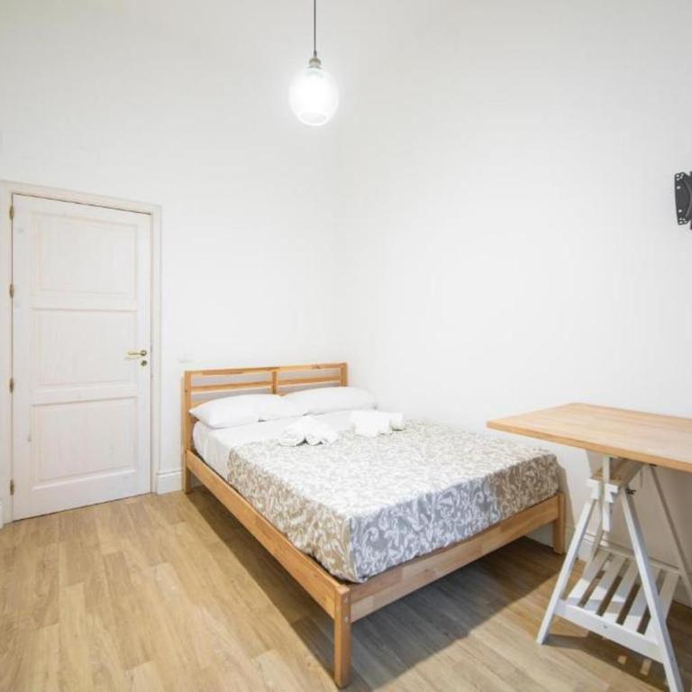 White House Florence - Double Room - 6