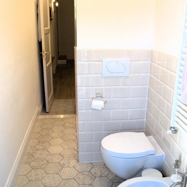 White House Florence - Double Room - 7