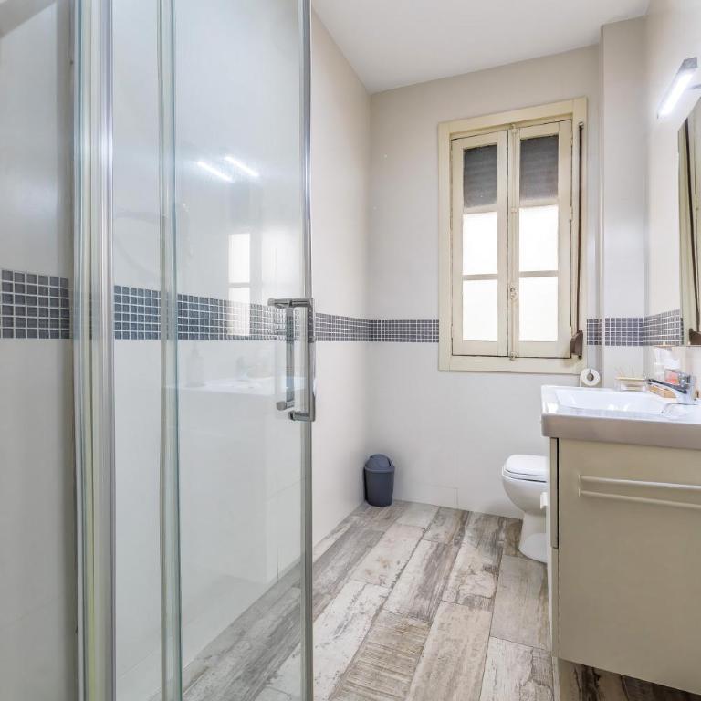 Cordoba Essence, Parking incluido junto al centro y casco histórico - Apartamento con 4 dormitorios - 38