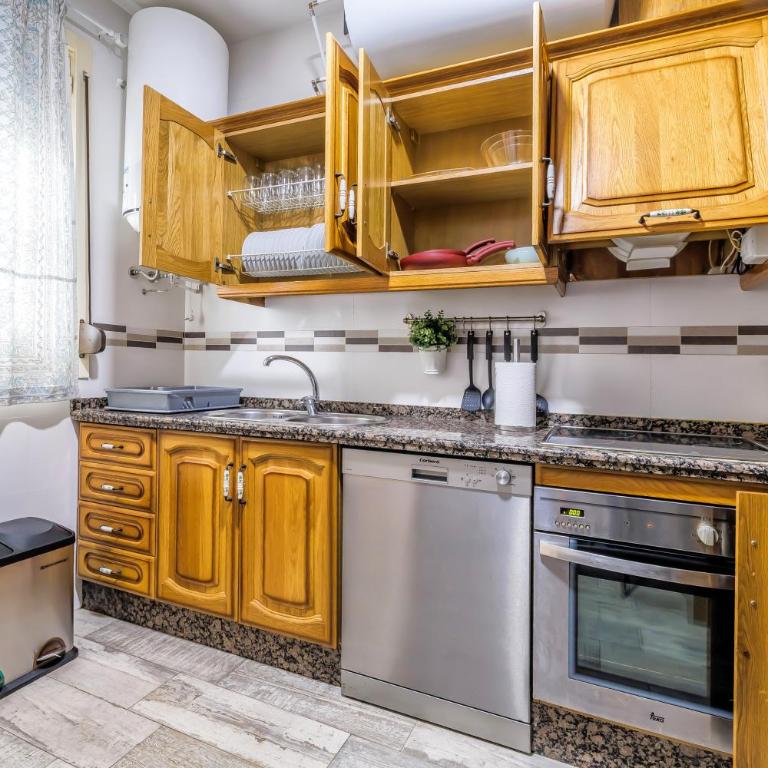 Cordoba Essence, Parking incluido junto al centro y casco histórico - Apartamento con 4 dormitorios - 43