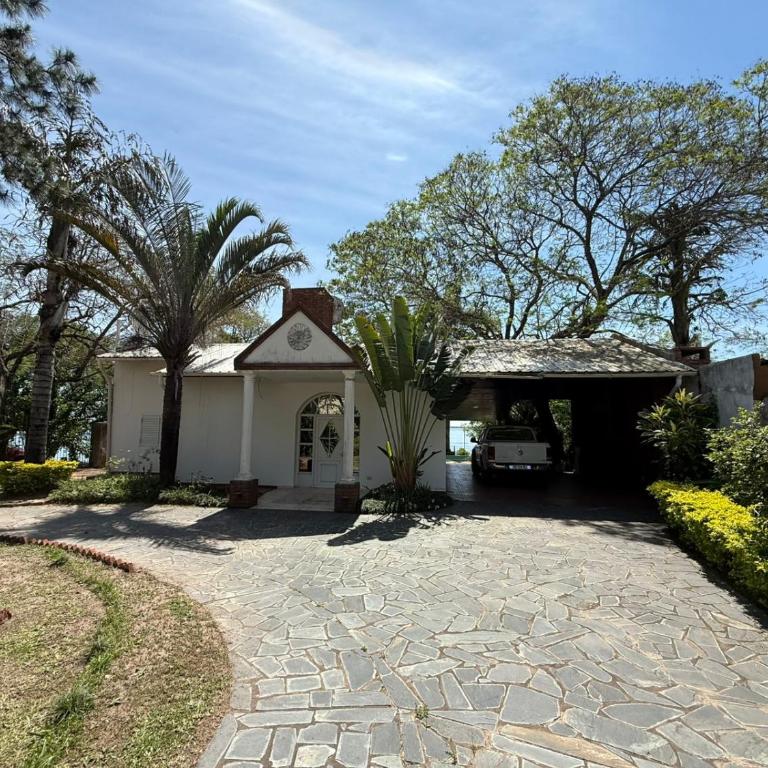 Casa al rio con muelle privado Paso de la Patria - Two-Bedroom House - 1
