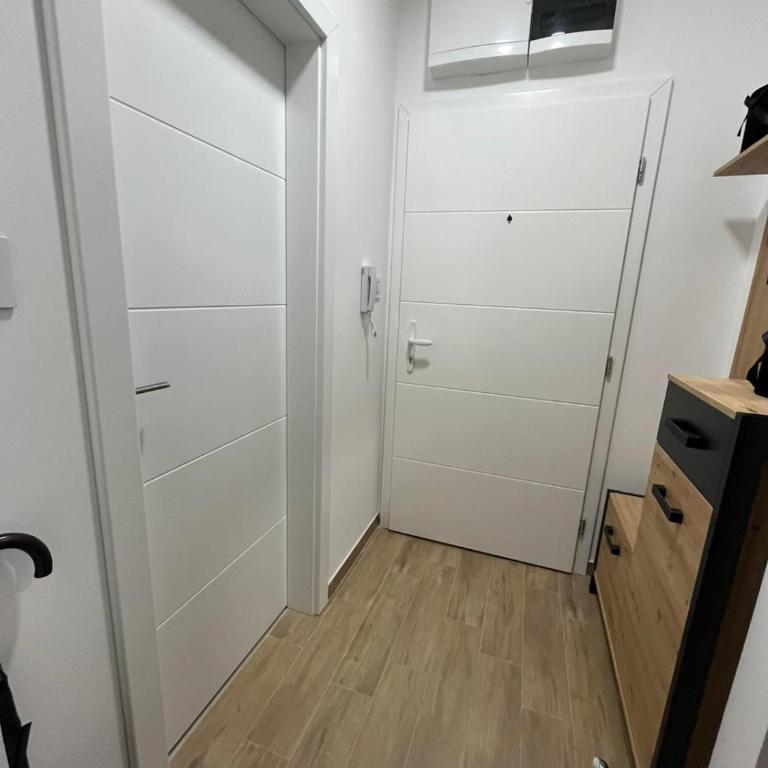 Apartman Katarina Banja Koviljača - One-Bedroom Apartment - 9