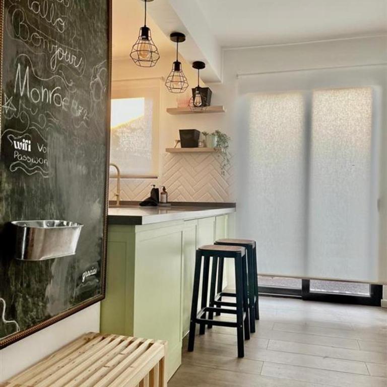 Casa Nidos - Three-Bedroom House - 2