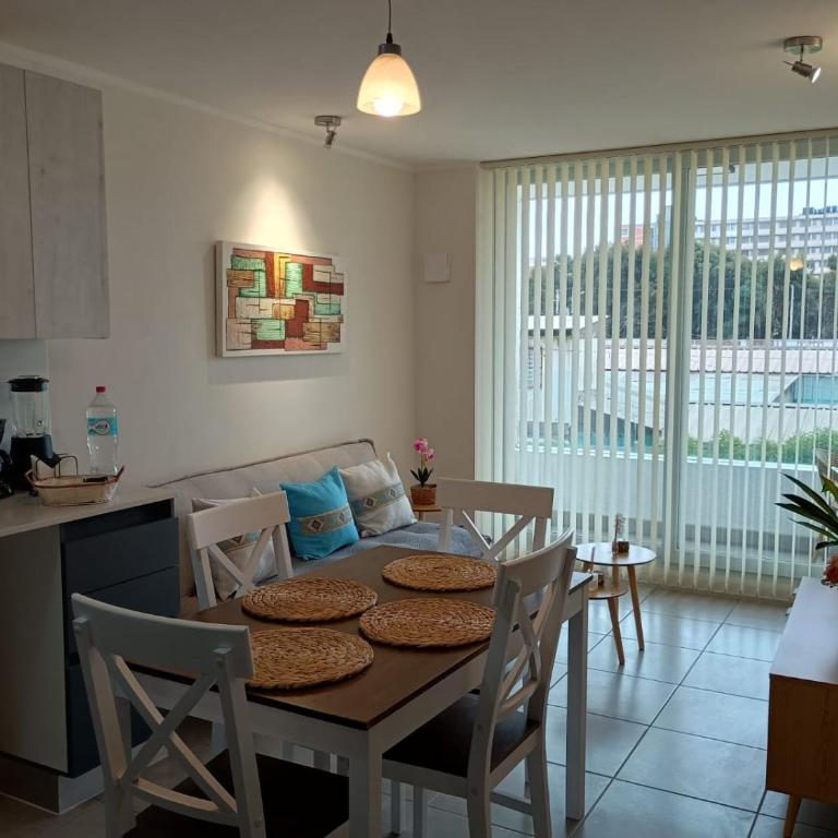 HOM I Wifi Parking Piscina CoWork Faro La Serena - Apartment - 9