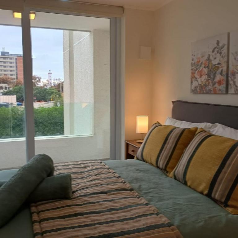 HOM I Wifi Parking Piscina CoWork Faro La Serena - Apartment - 1