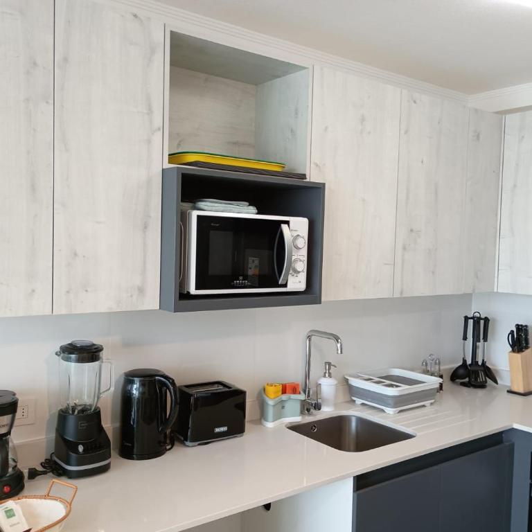 HOM I Wifi Parking Piscina CoWork Faro La Serena - Apartment - 32