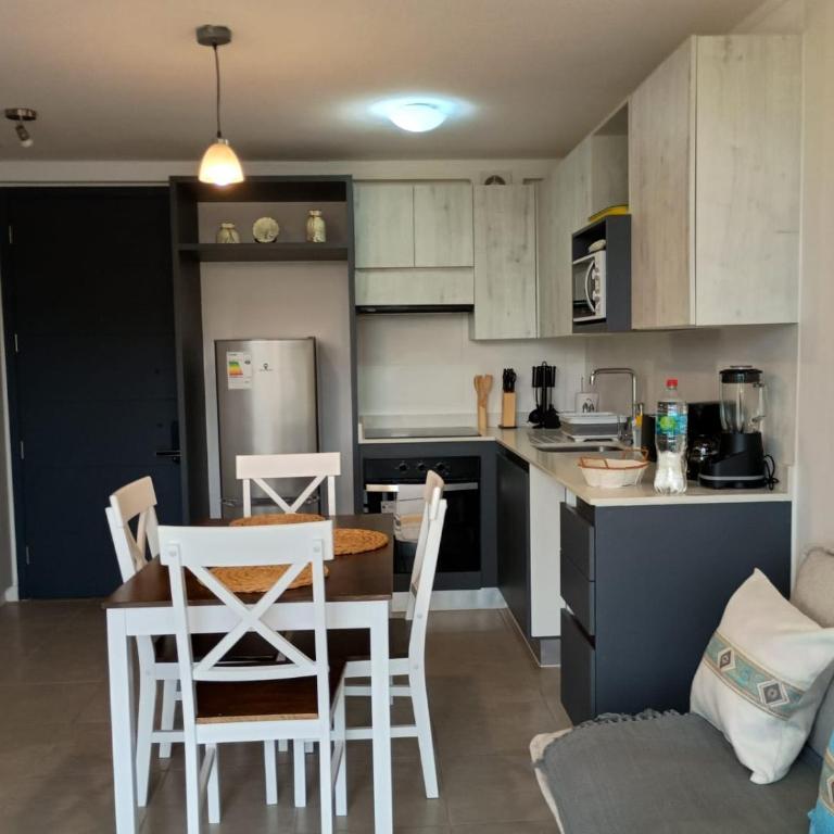 HOM I Wifi Parking Piscina CoWork Faro La Serena - Apartment - 65