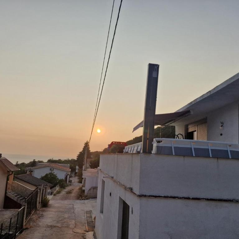 Apartmani Kruče - Apartman s 1 Spavaćom Sobom, Balkonom i Pogledom na More - 11