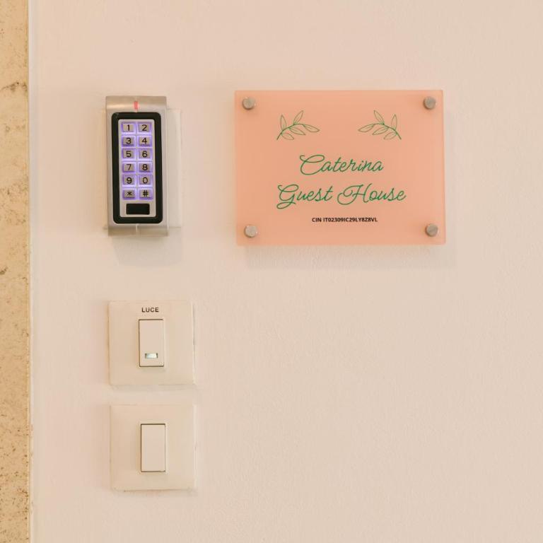 Caterina Guest House - Camera Matrimoniale con Bagno Privato - 2