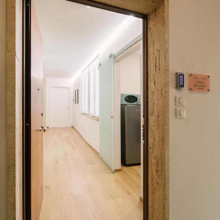Caterina Guest House - Camera Matrimoniale con Bagno Privato - 3