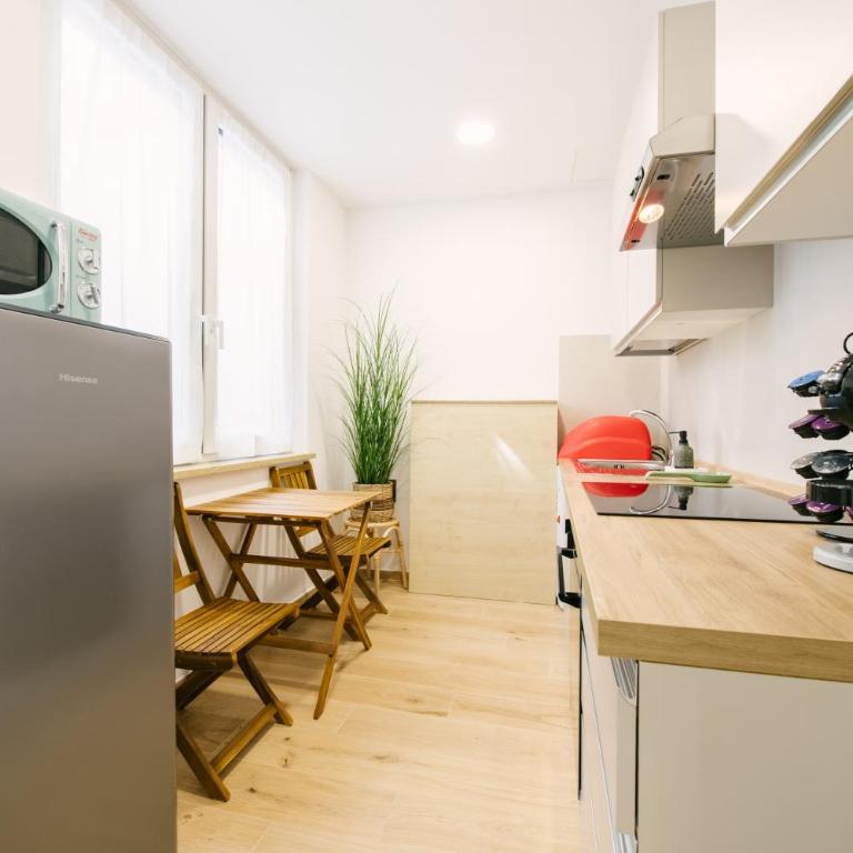 Caterina Guest House - Camera Matrimoniale con Bagno Privato - 11